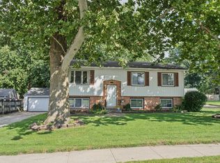 371 N Hickory Blvd, Pleasant Hill, IA 50327