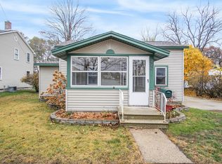220 E Exchange St, Spring Lake, MI 49456