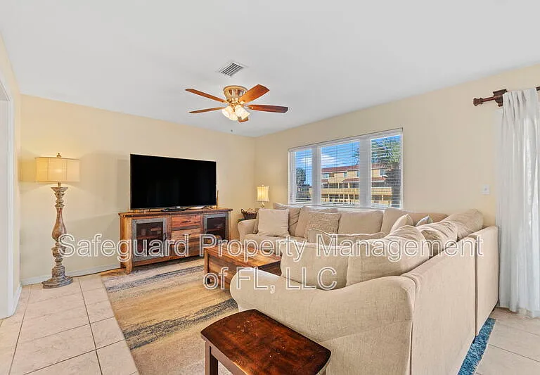 1500 Via De Luna Dr #E8 — Photo 11