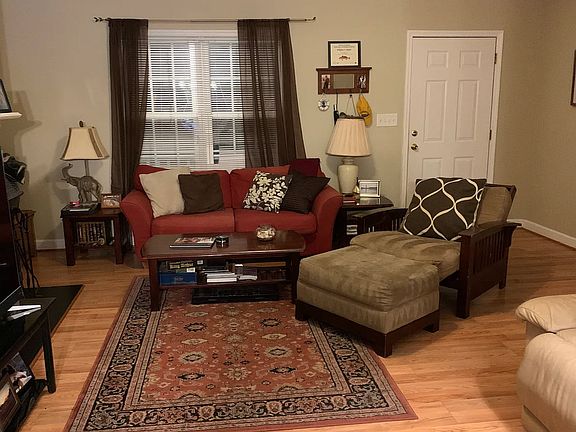 4th image of 305 Bee Balm Ct