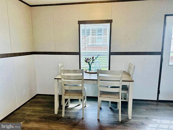 4th image of 411 Eckard Cir