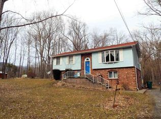 114 Kelly Rd, Saugerties, NY 12477