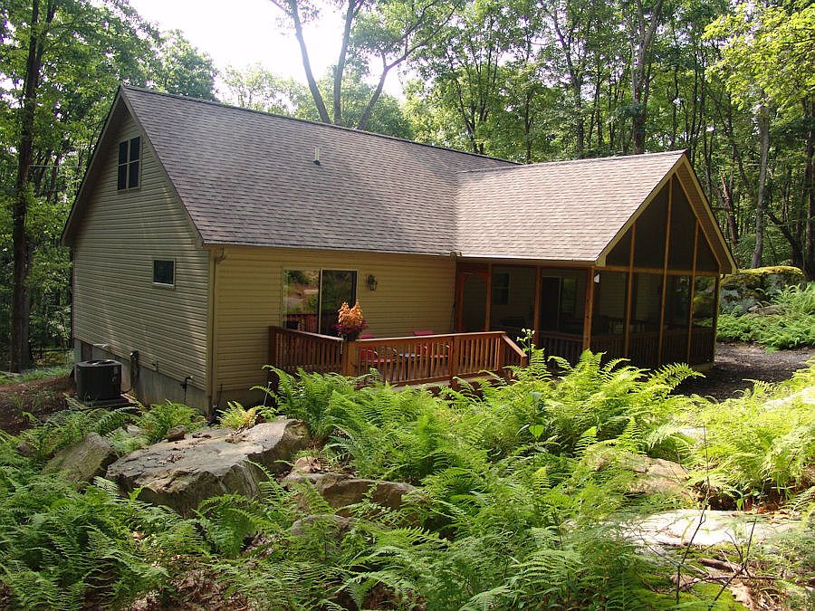 2nd image of 263 Woodbine Dr