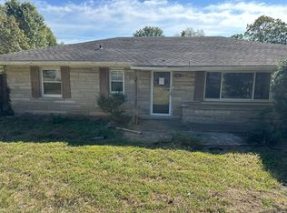 7727 Darmstadt Rd, Evansville, IN 47710