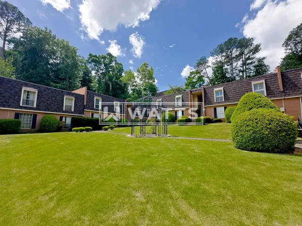 153 Old Montgomery Hwy APT D, Vestavia Hills, AL 35216