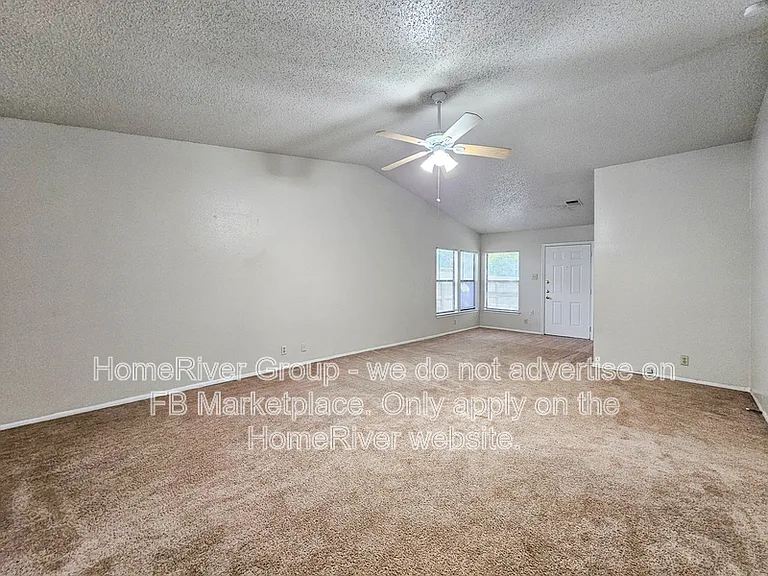 3224 Coral Grove Dr — Photo 9