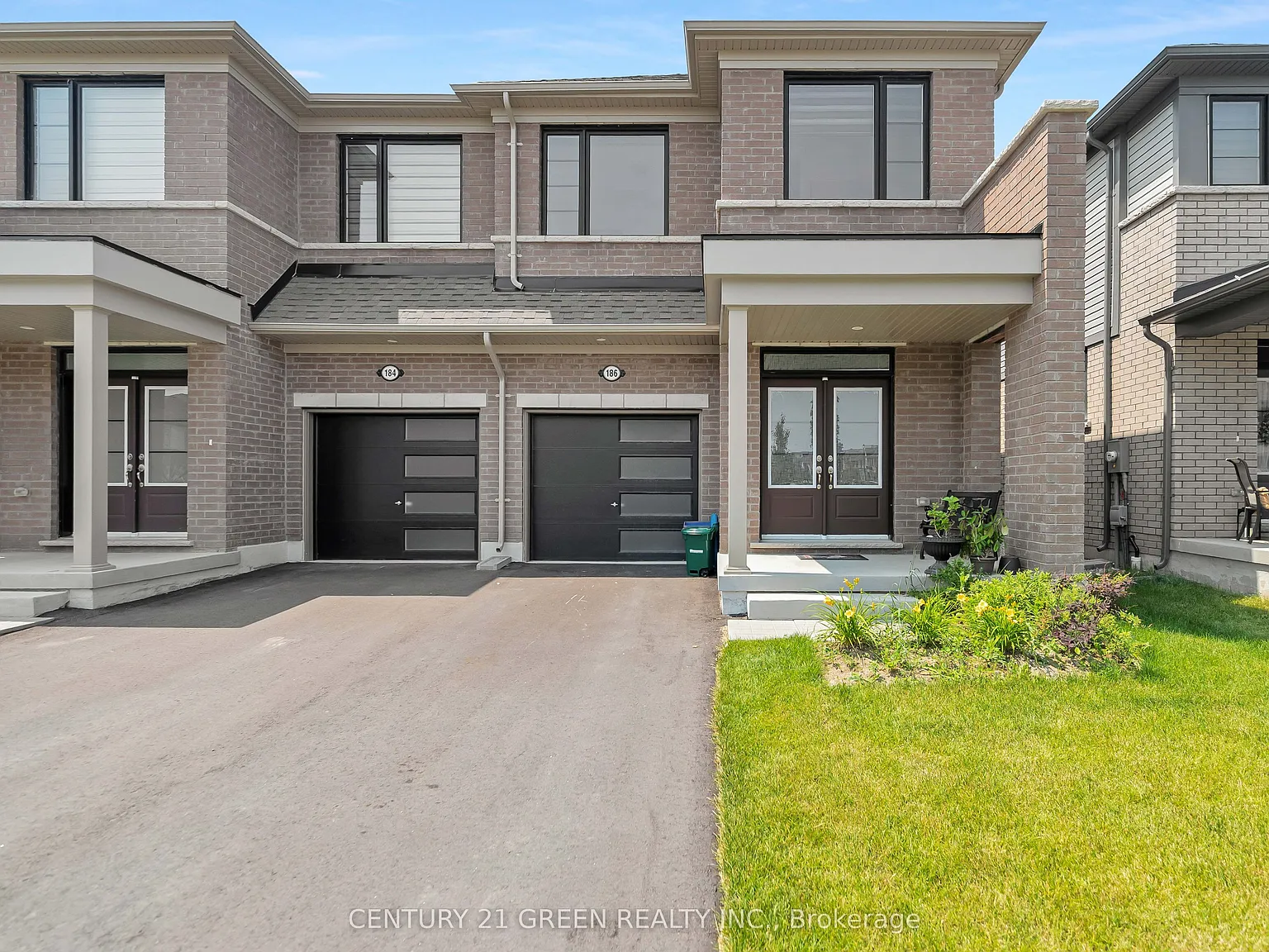 4 bed, $2,750 — Photo 3