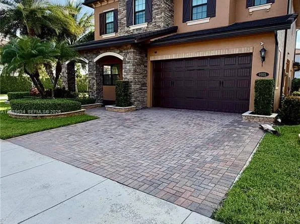 9105 Carrington Ave, Pompano Beach, FL 33076