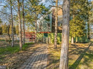 6057 Schlentz Hill Rd, Pipersville, PA 18947