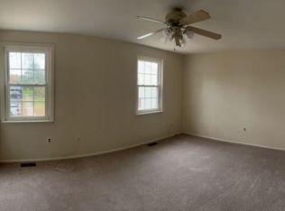 516 Clarella Ct, Lansdale, PA 19446