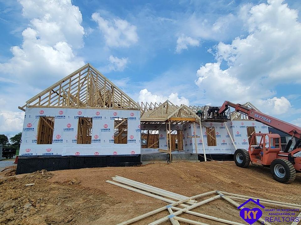 2nd image of 133 Elegance Way