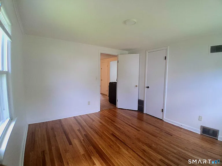 53 Le Clair Ct — Photo 8