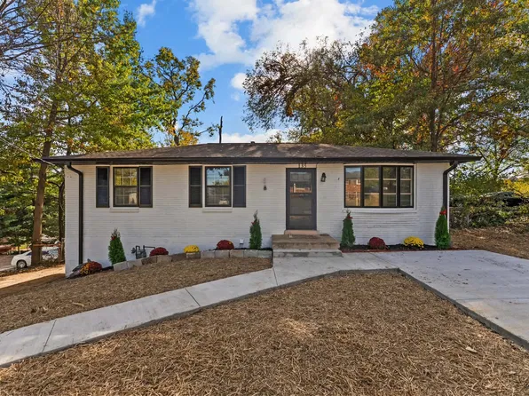 135 Luna Dr, Nashville, TN 37211