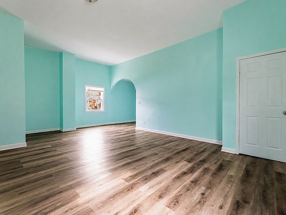 5th image of 5047 W 25th St #1