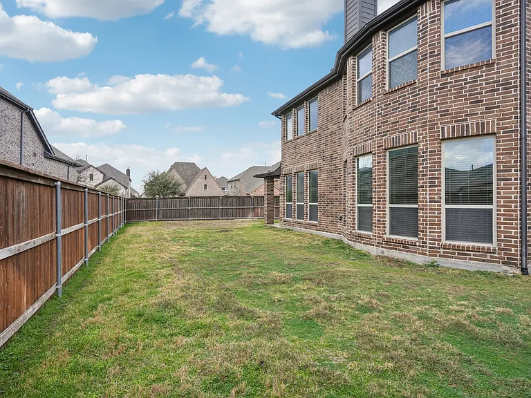 16400 Olmstead Park Blvd — Photo 52