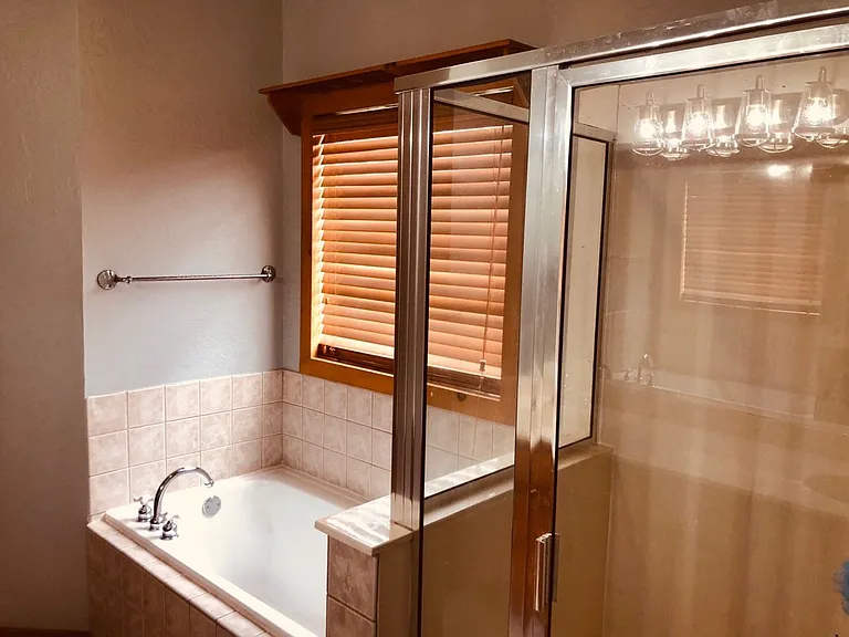 4205 S Telephone Rd — Photo 13