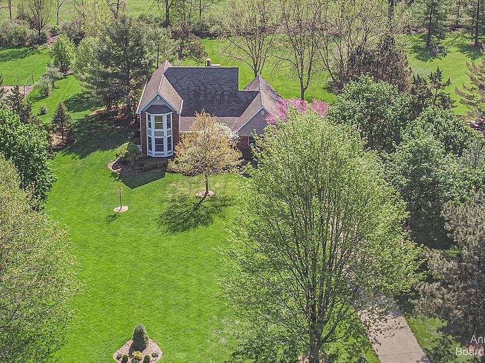 1st image of 1581 High Hollow Dr