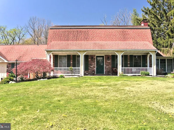 43 Highview Dr, Telford, PA 18969