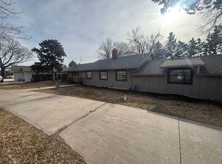 6715 W Maple St, Wichita, KS 67209