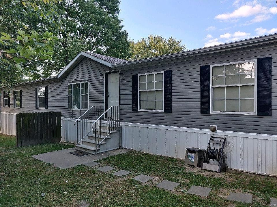1st image of 49 Judy Ln