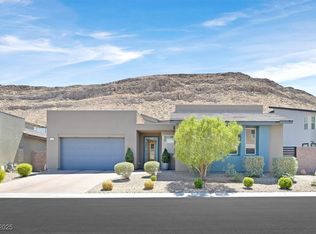 9809 Starlight Ridge Ave, Spring Valley, NV 89148