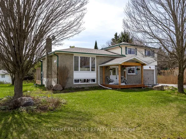 17 Crestview Ave, Scugog, ON L0B 1B0