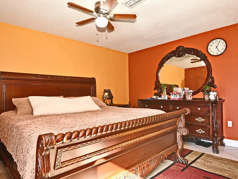 530 Bern Ct — Photo 14