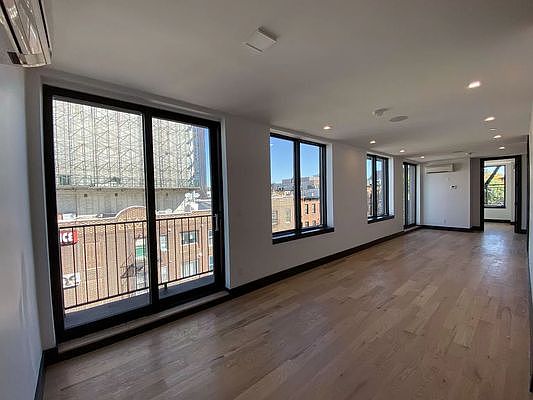 1st image of 555 4th Ave APT 4A