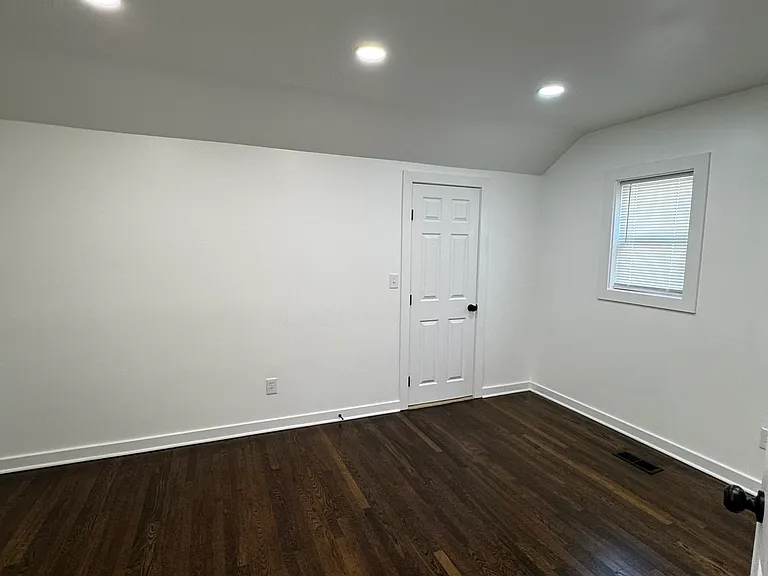 3732 Bellefontaine Ave — Photo 24