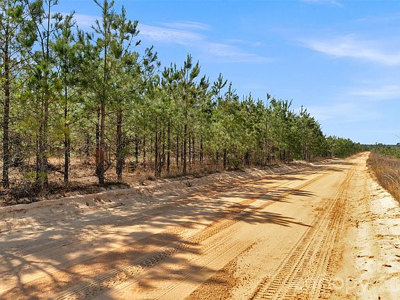 4th image of 931 Charlie Johnson Rd #10