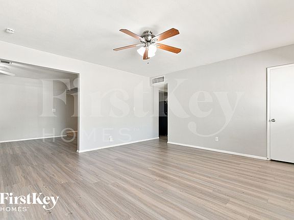 5th image of 1439 W 7th St