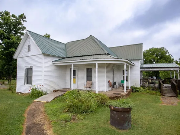 904 S Main St, Fredericktown, MO 63645