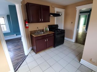 16 Tremont St #3, Irvington, NJ 07111