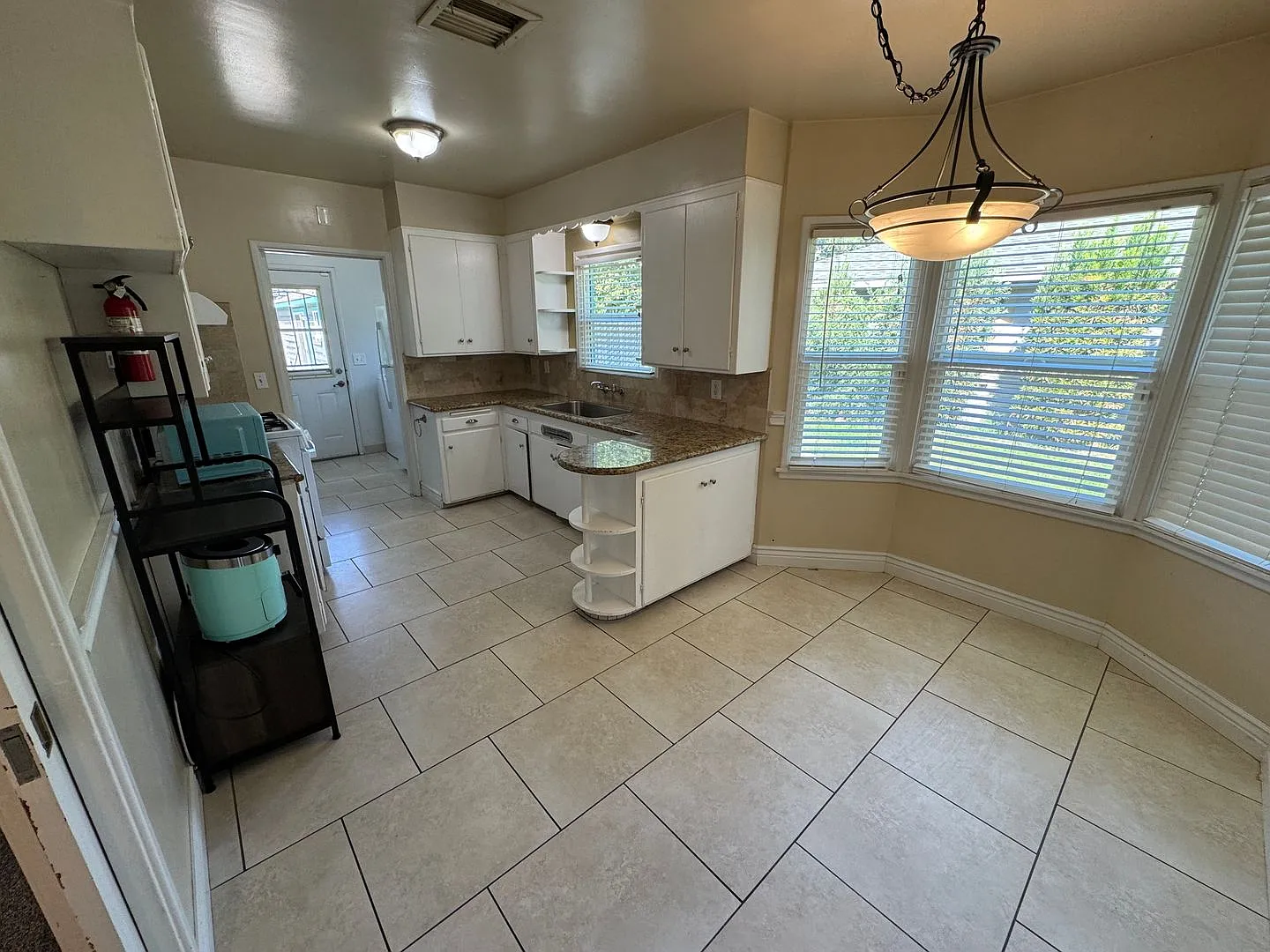 1709 Ventura St — Photo 3