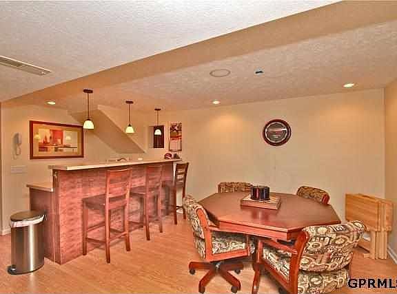 3rd image of 11742 Roanoke Blvd