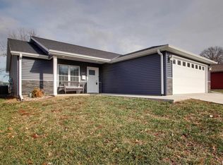 2029 Chestnut St, Quincy, IL 62301