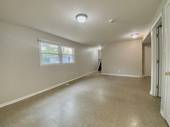 5th image of 18964 Wildwood Ave