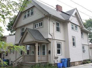 12 Fenner St, Cranston, RI 02910