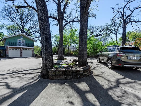 3rd image of 1400 E Shady Grove Rd