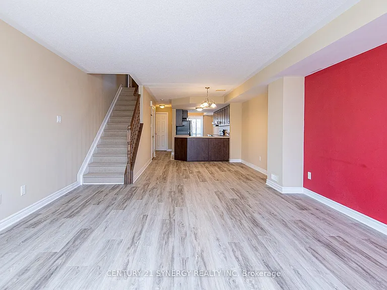 2228 Tenth Line Rd — Photo 24