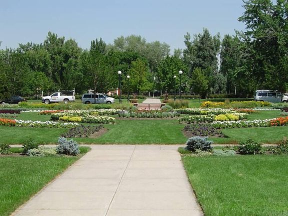 Alamo Placita Park & Gardens