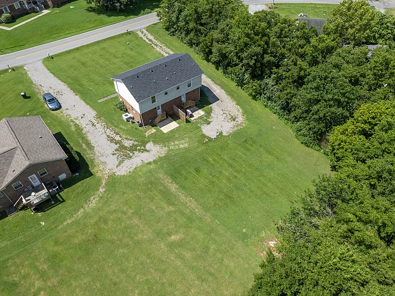 179 Anderson Ln #B — Photo 26