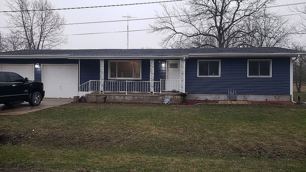 101 W Park St, Thawville, IL 60968 Zillow