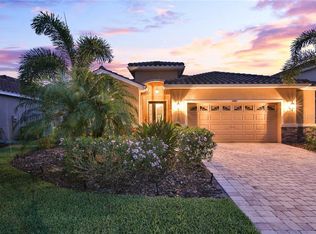 2921 Esmeralda Dr, Sarasota, FL 34243