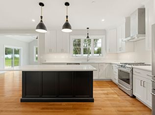 180 Sage Ln #22, Portsmouth, NH 03801