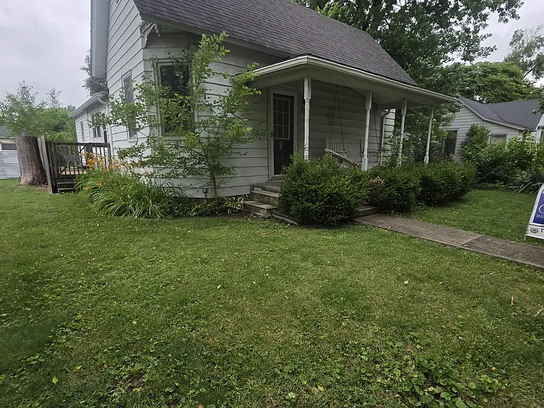 809 S Don Ryan St — Photo 2
