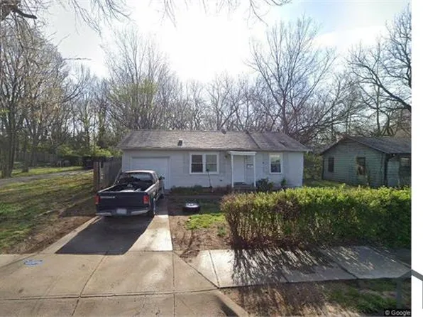 2321 Monroe Ave, Kansas City, MO 64127