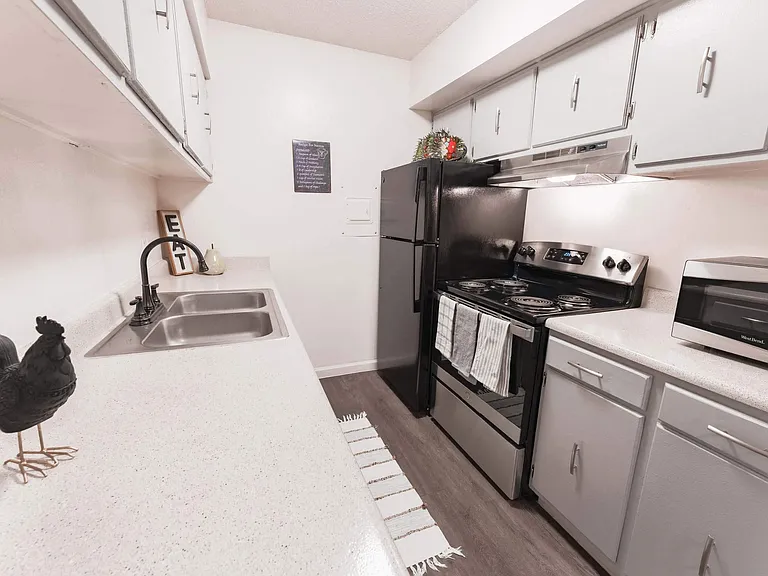 Cantera Apartments — Photo 25