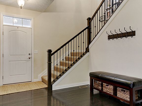 4th image of 10485 Summersweet Way