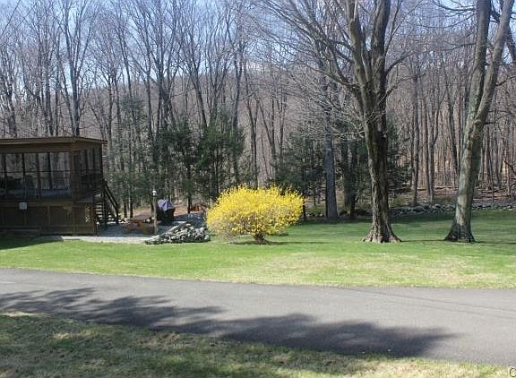 2nd image of 28 Rockwood Ln